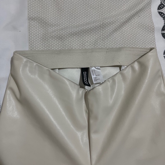 H&M flared leather pants - Picture 3 of 3